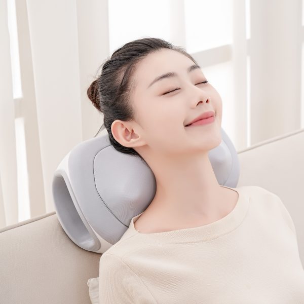 Hand and belly massager